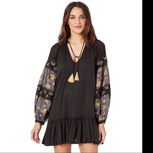 Free People NWT Mix it Up tunic in black - Picture 3 of 8